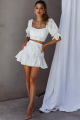 Passing By Tied Back Crop Top White