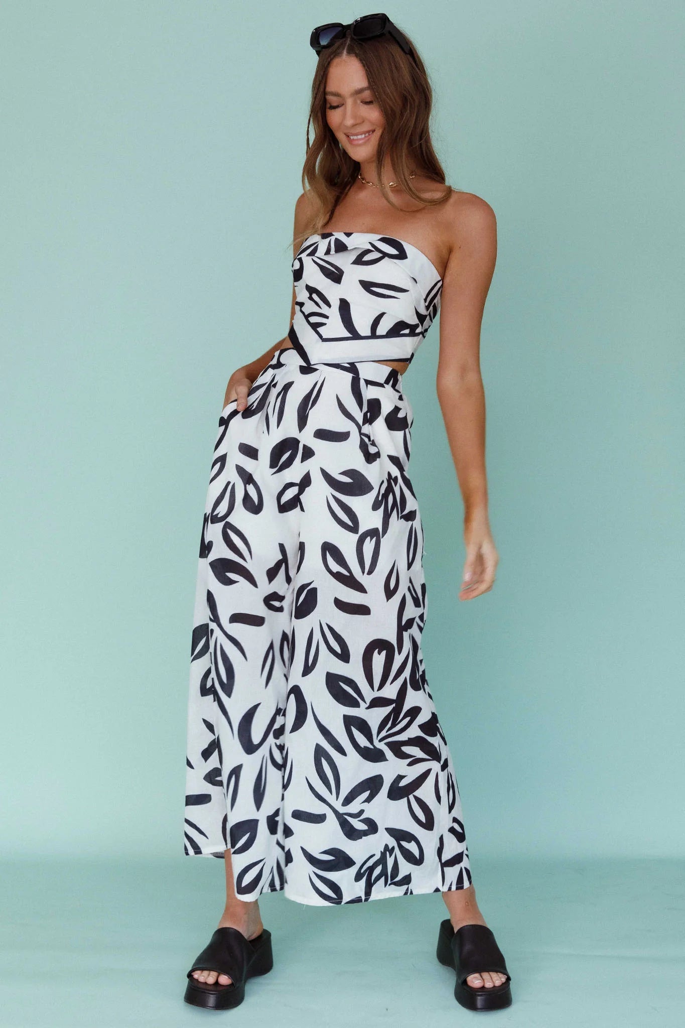 Randi Tie-Back Top Leaf Print Black