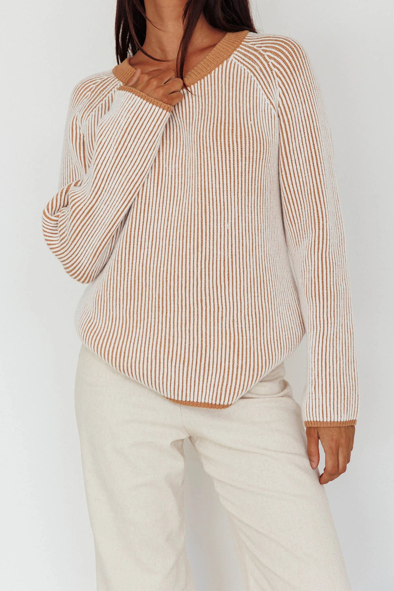 Trafalgur Ribbed Knit Sweater Camel