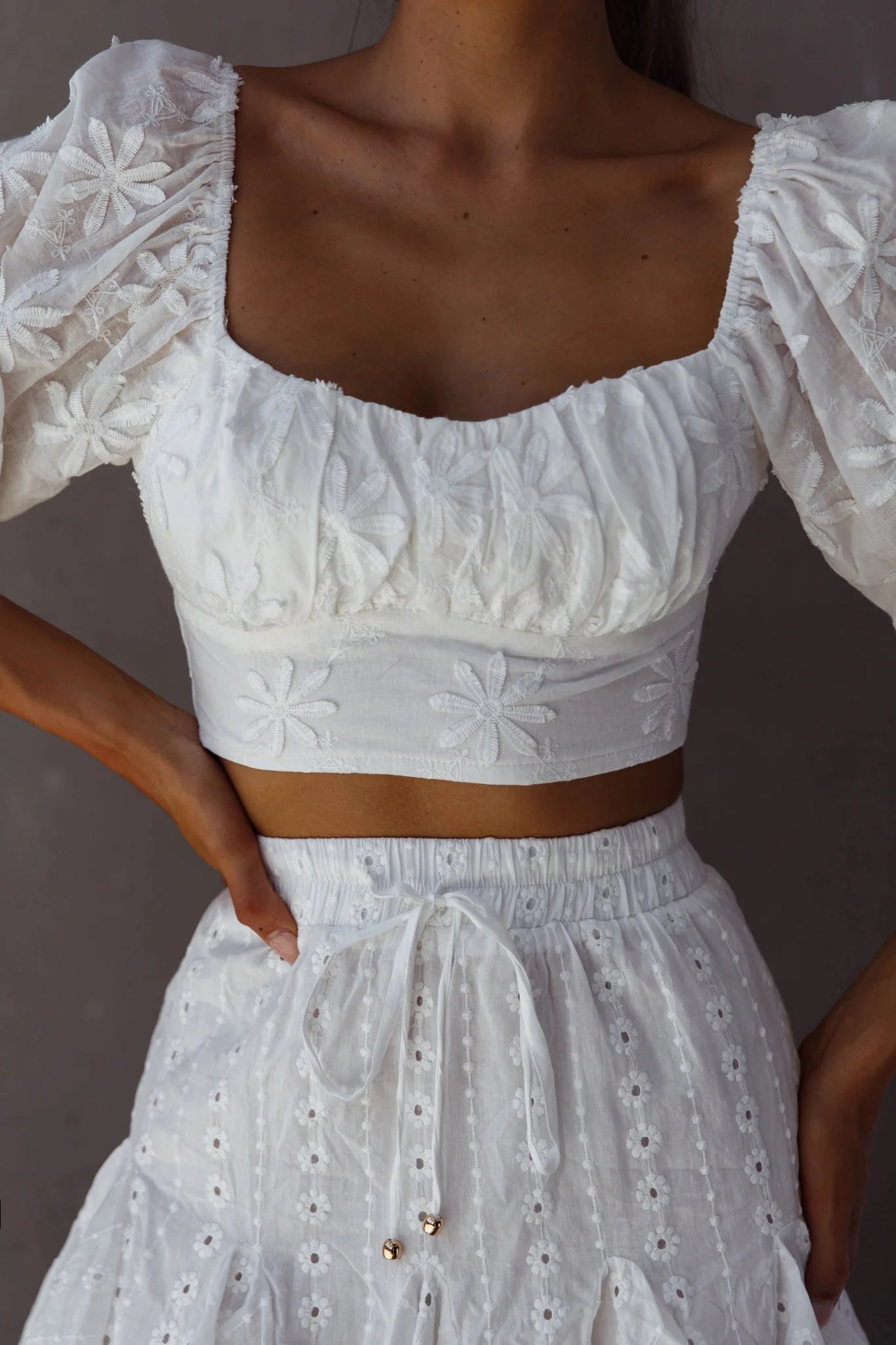 Passing By Tied Back Crop Top White