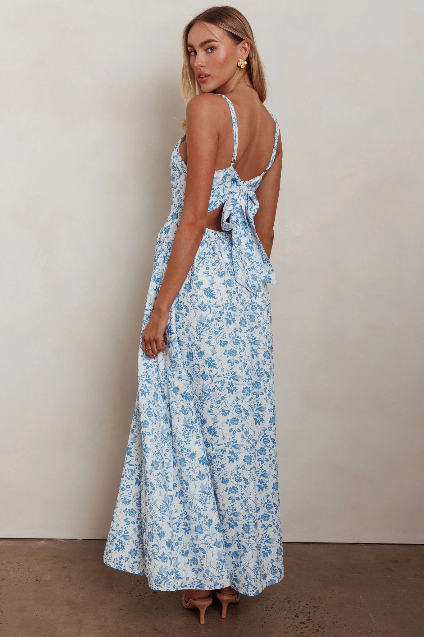Enchanted Leaf Floral Print A-Line Maxi Dress Blue