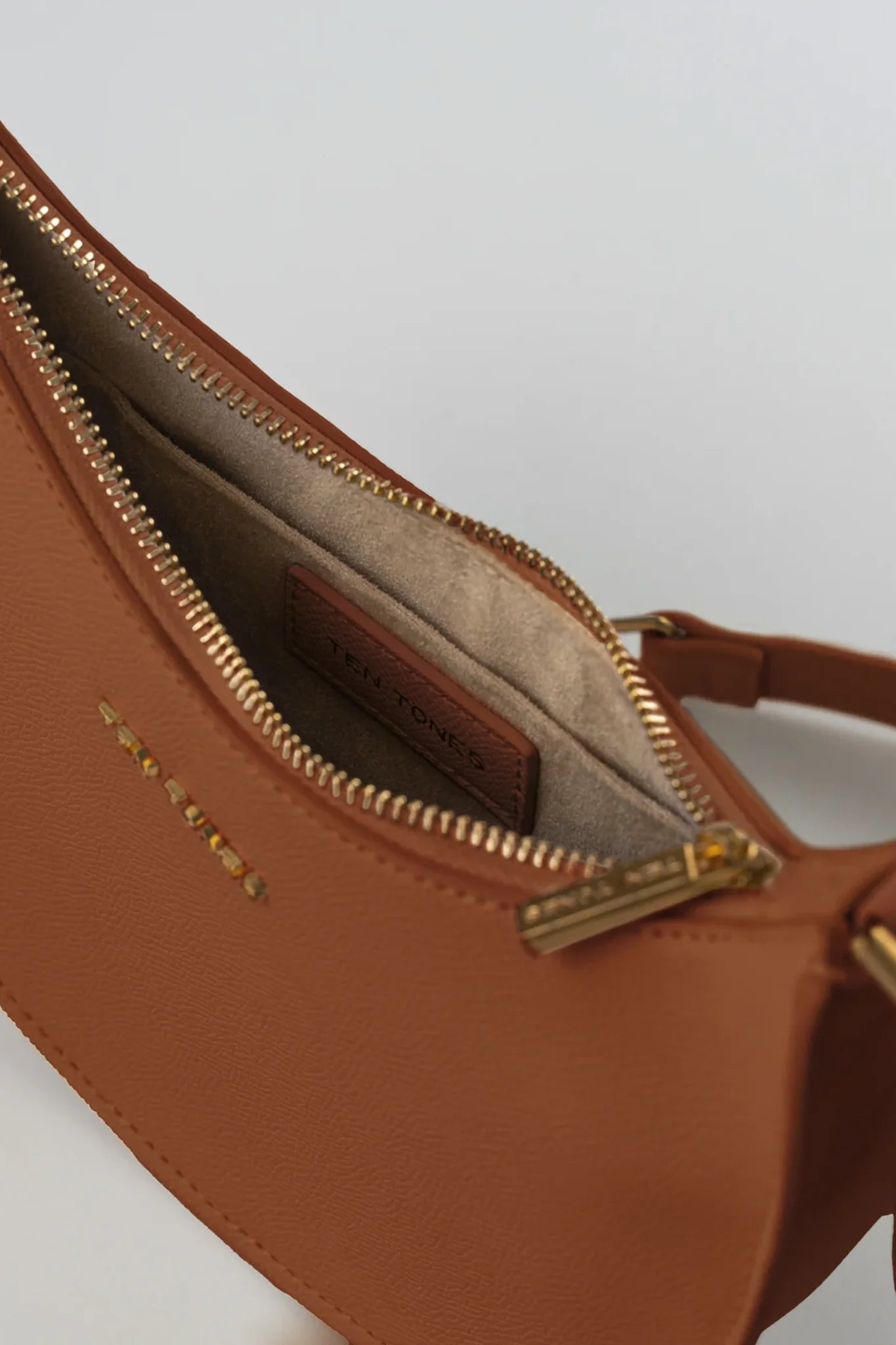 TEN TONES Grayson Moon Bag Orange