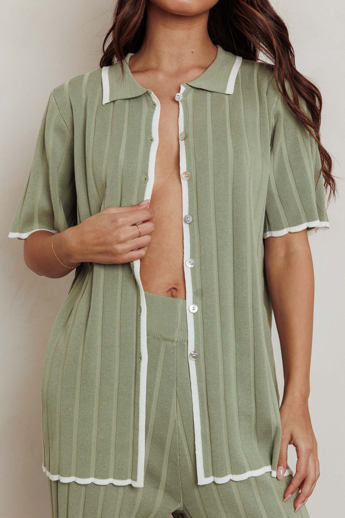 Liloh Ribbed Buttoned Shirt Sage