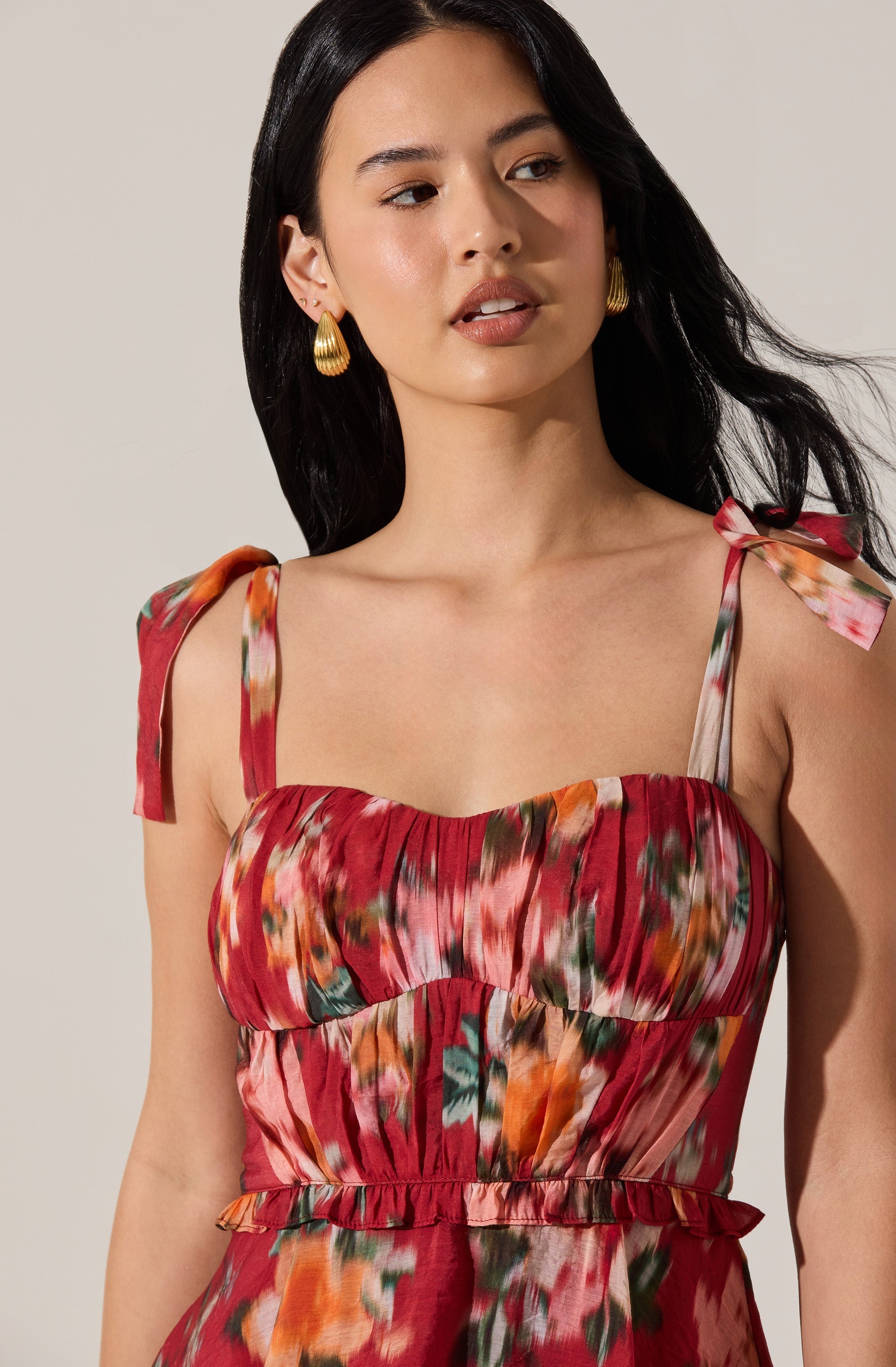 Mellorie Sweetheart Tiered Midi Dress