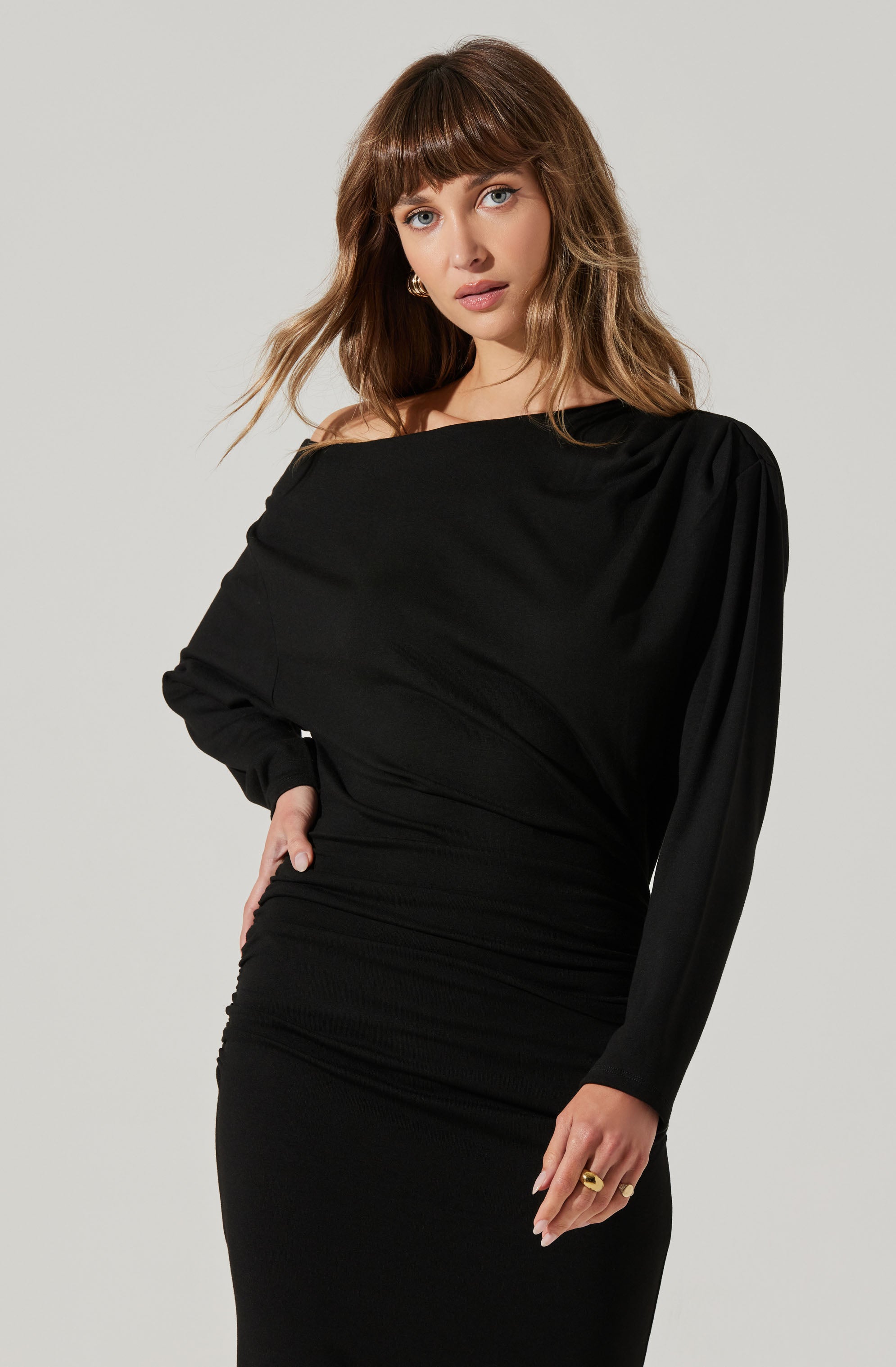 Nary Off Shoulder Midi Dress