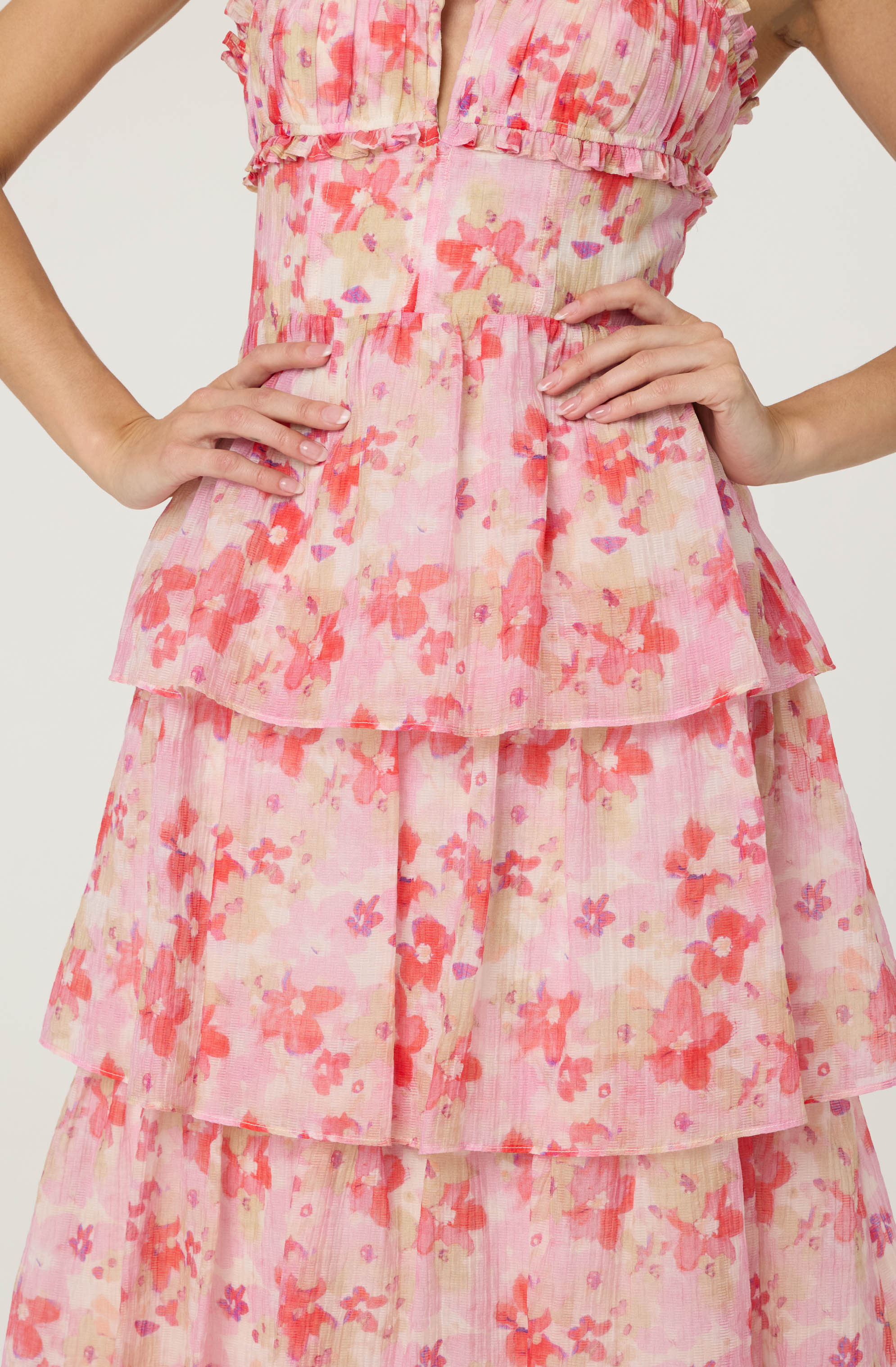 Vonnessa Pleated Tiered Maxi Dress