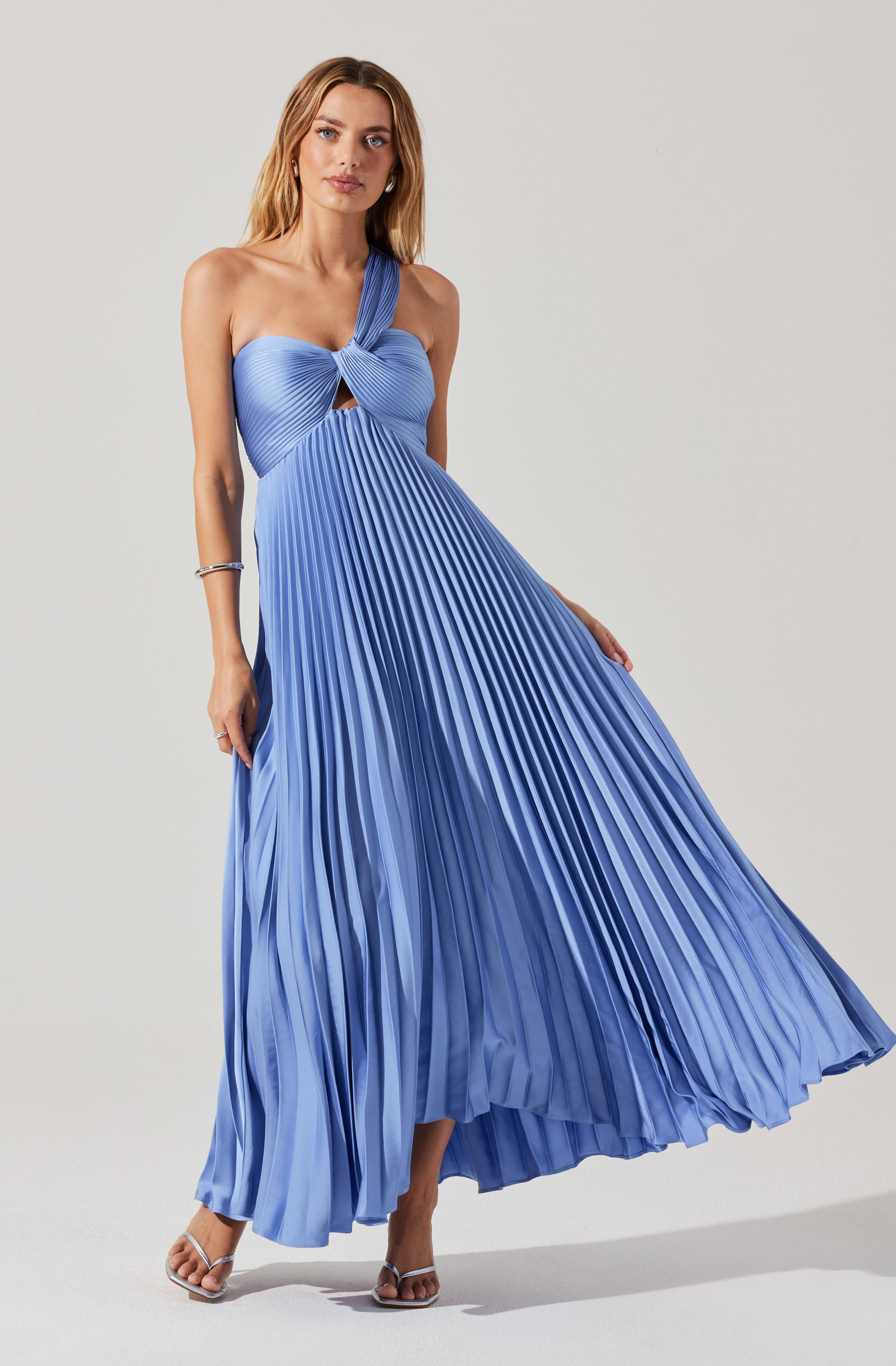 Rasya Pleated Maxi Dress