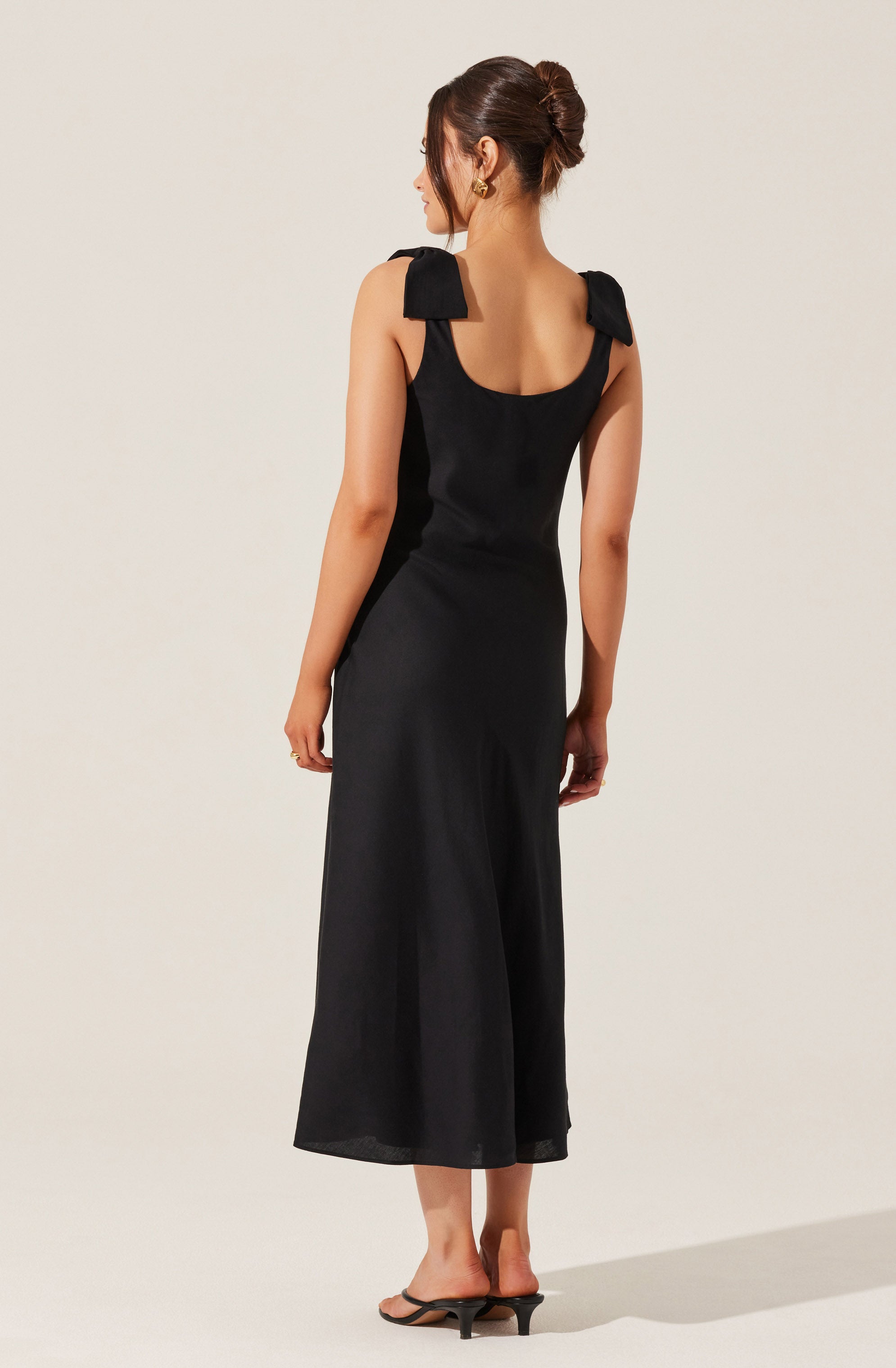 Kateleya Bow Detail Midi Dress