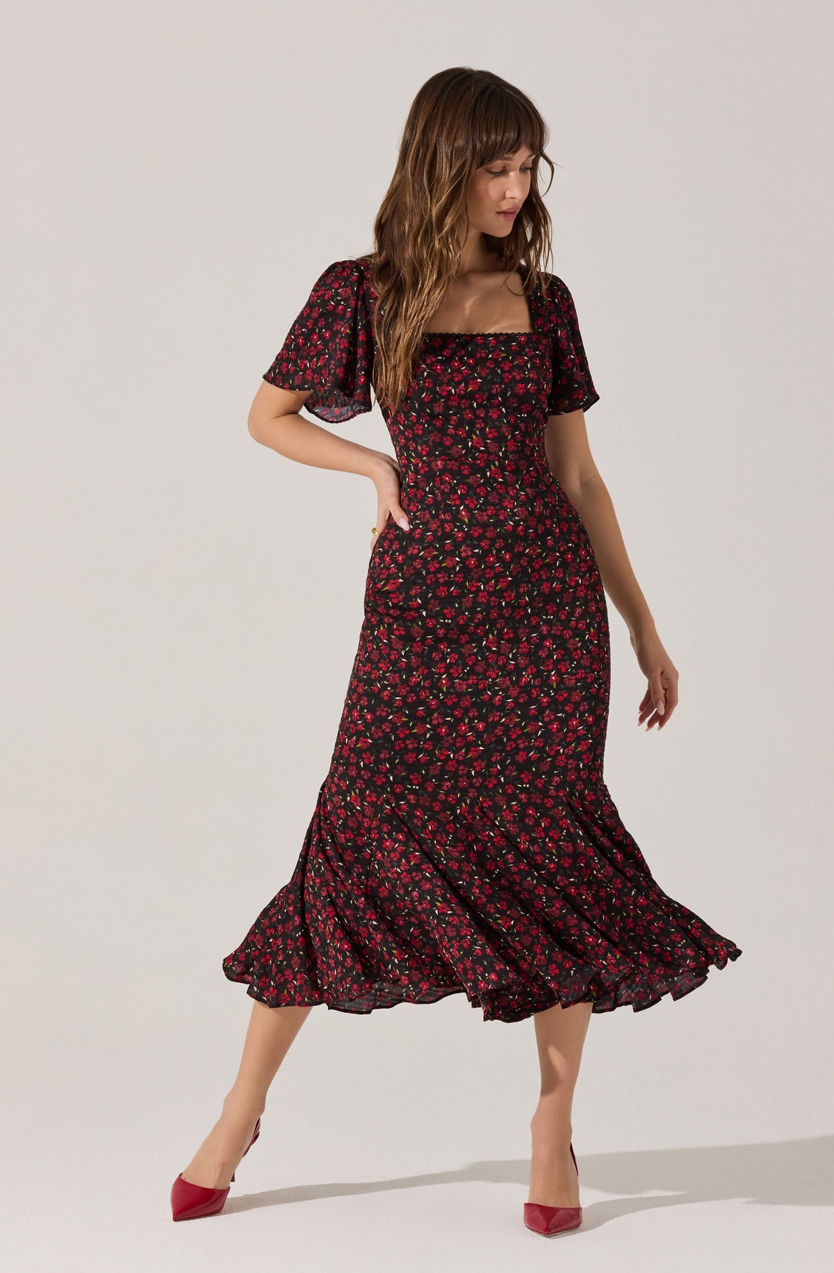 Sara Floral Lace Trim Dress