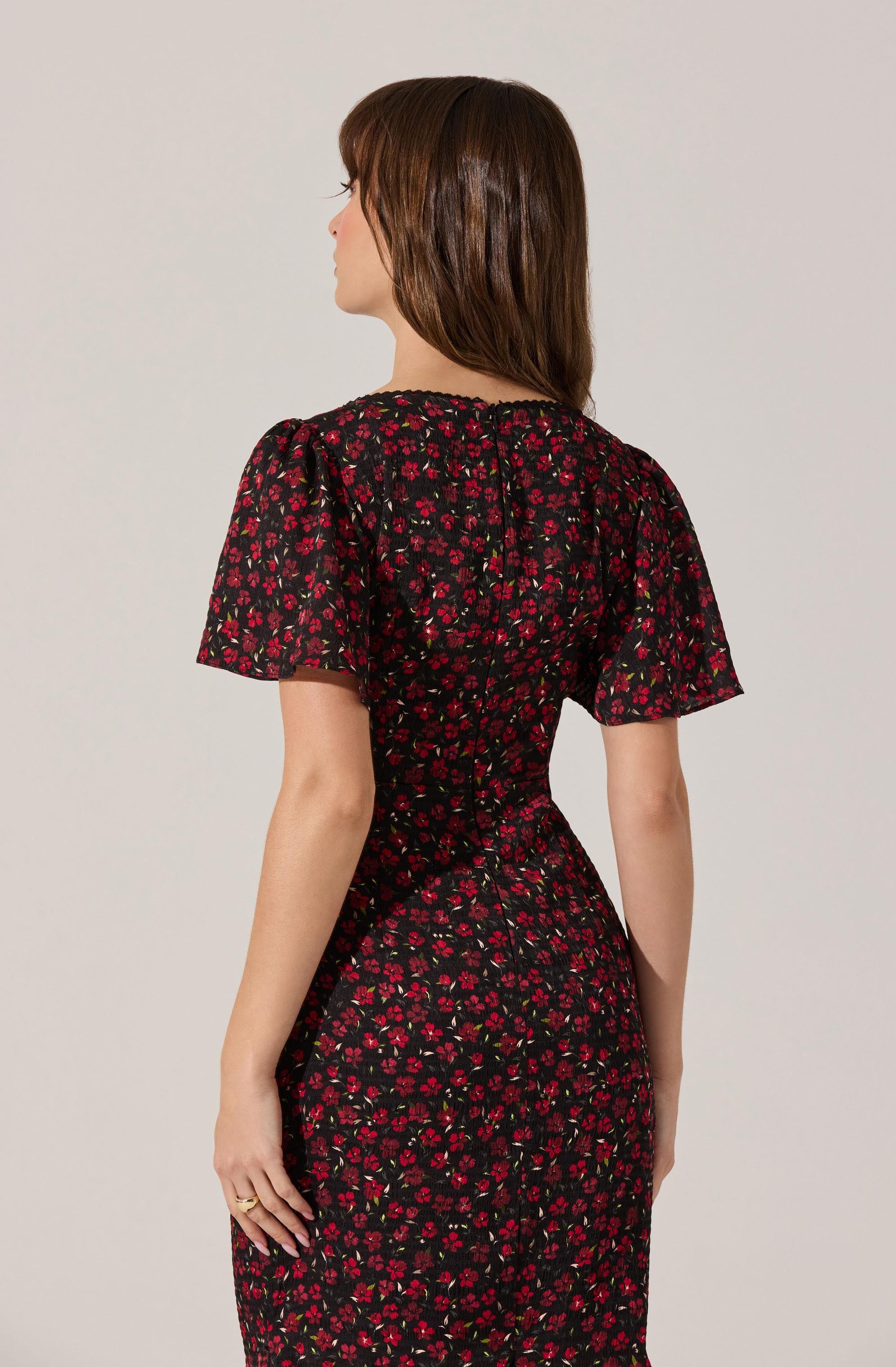 Sara Floral Lace Trim Dress