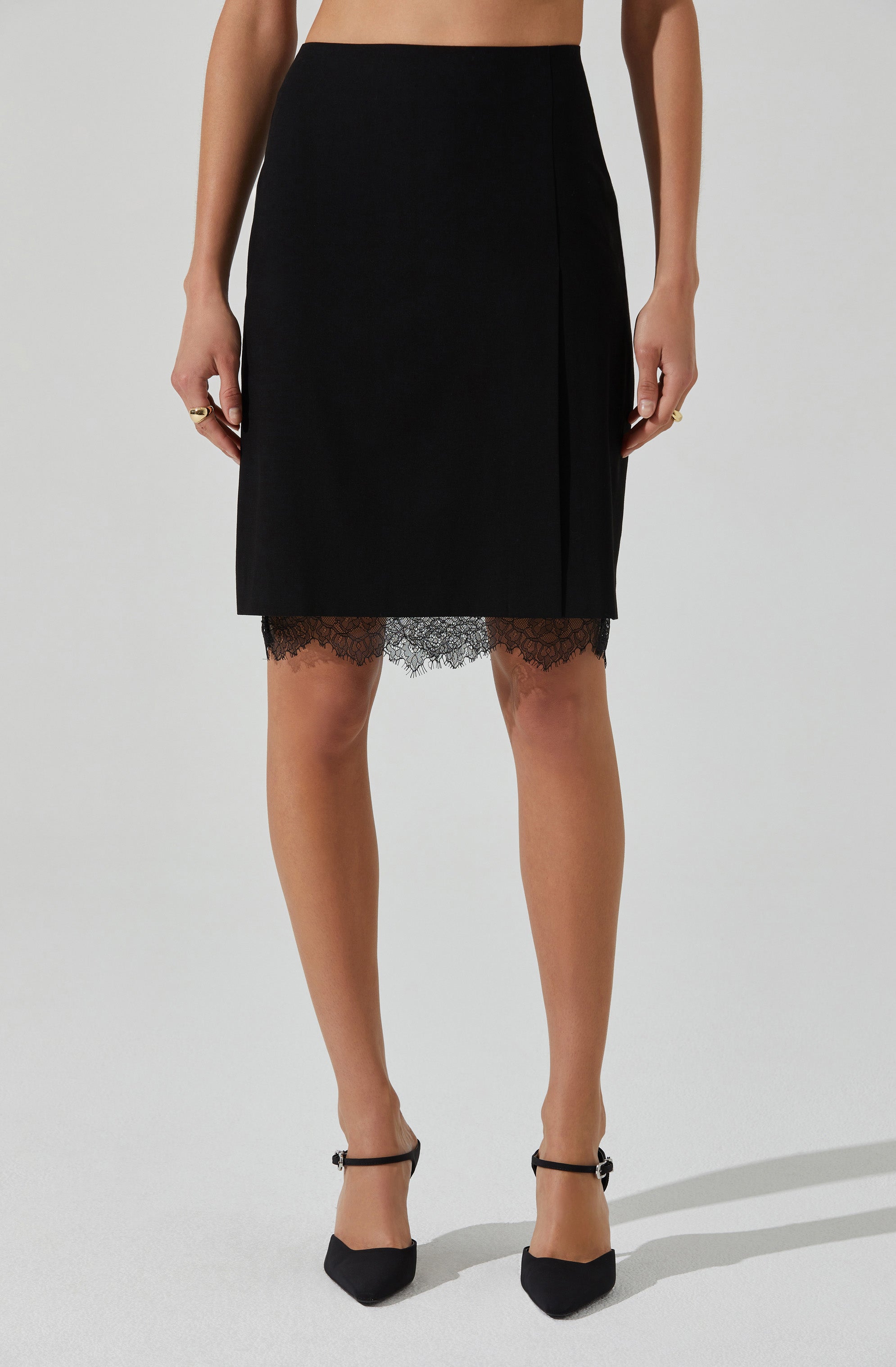 Itzayana Lace Trim Pencil Skirt