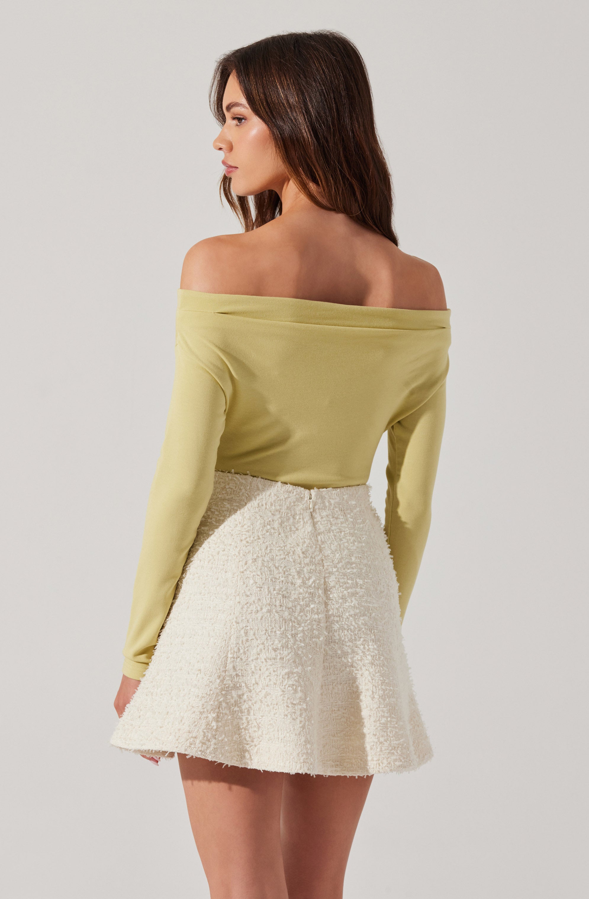 Anahi Off Shoulder Top