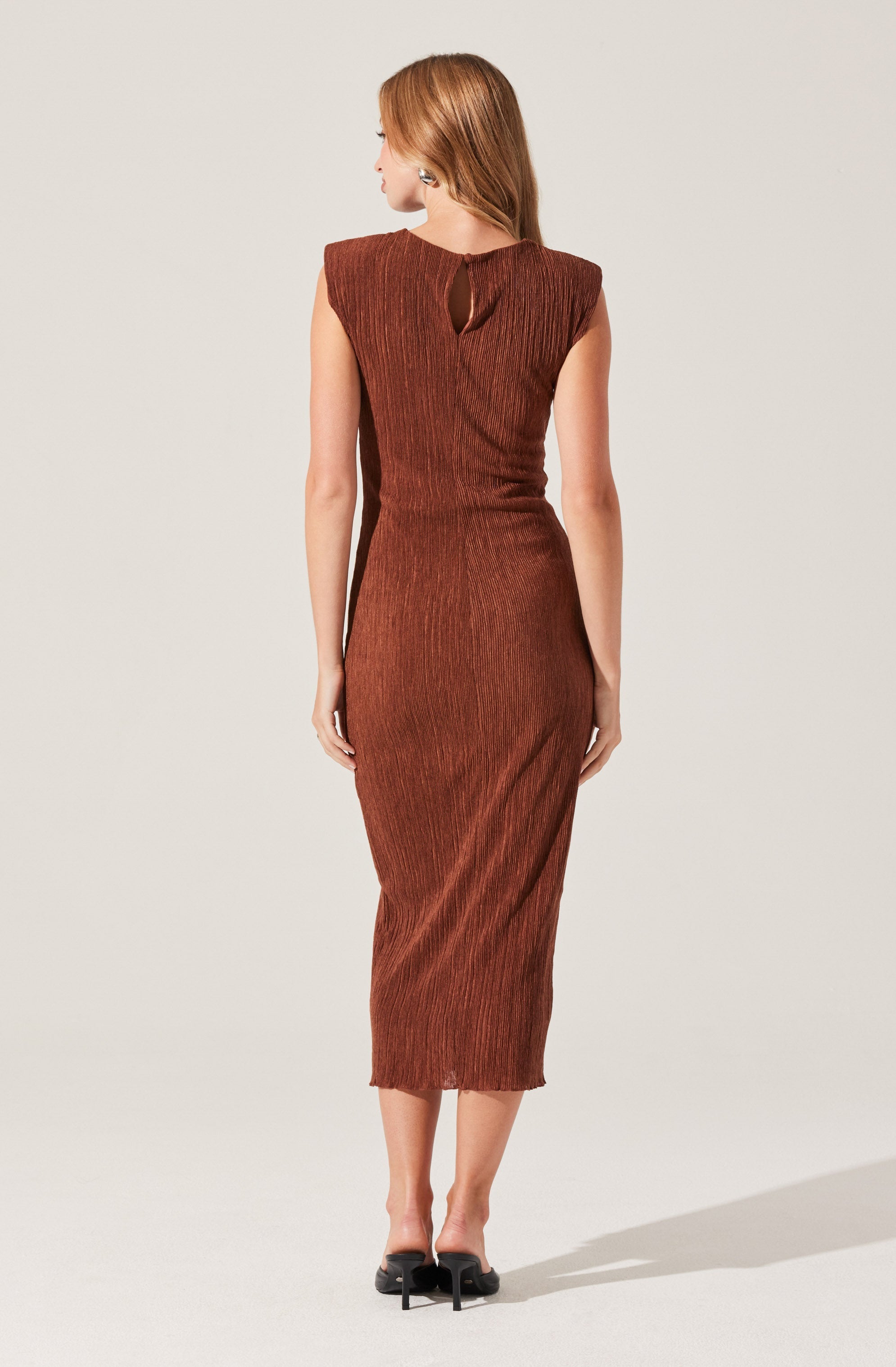 Plisse Straight Neck Midi Dress