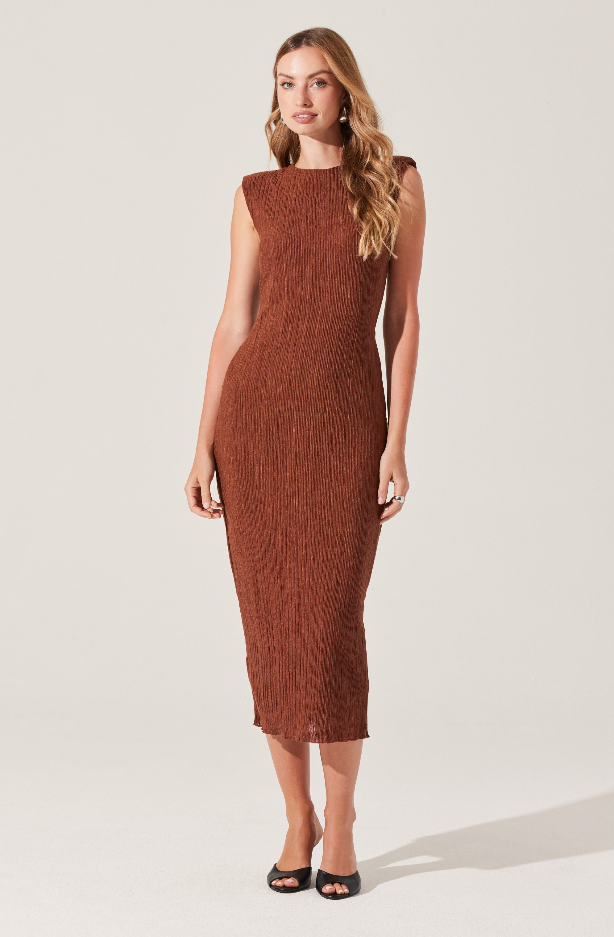 Plisse Straight Neck Midi Dress