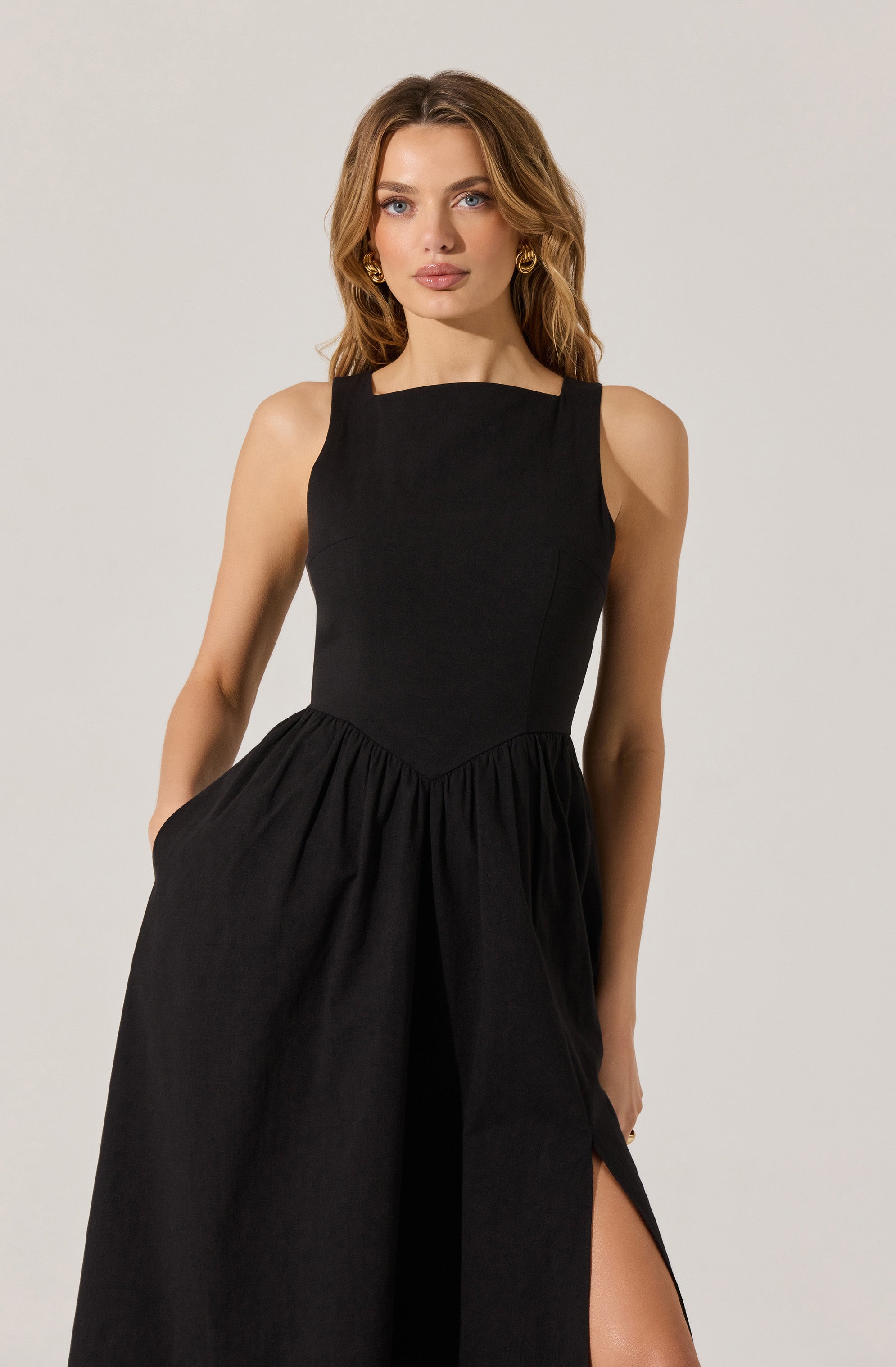 Bow Back Apron Midi Dress