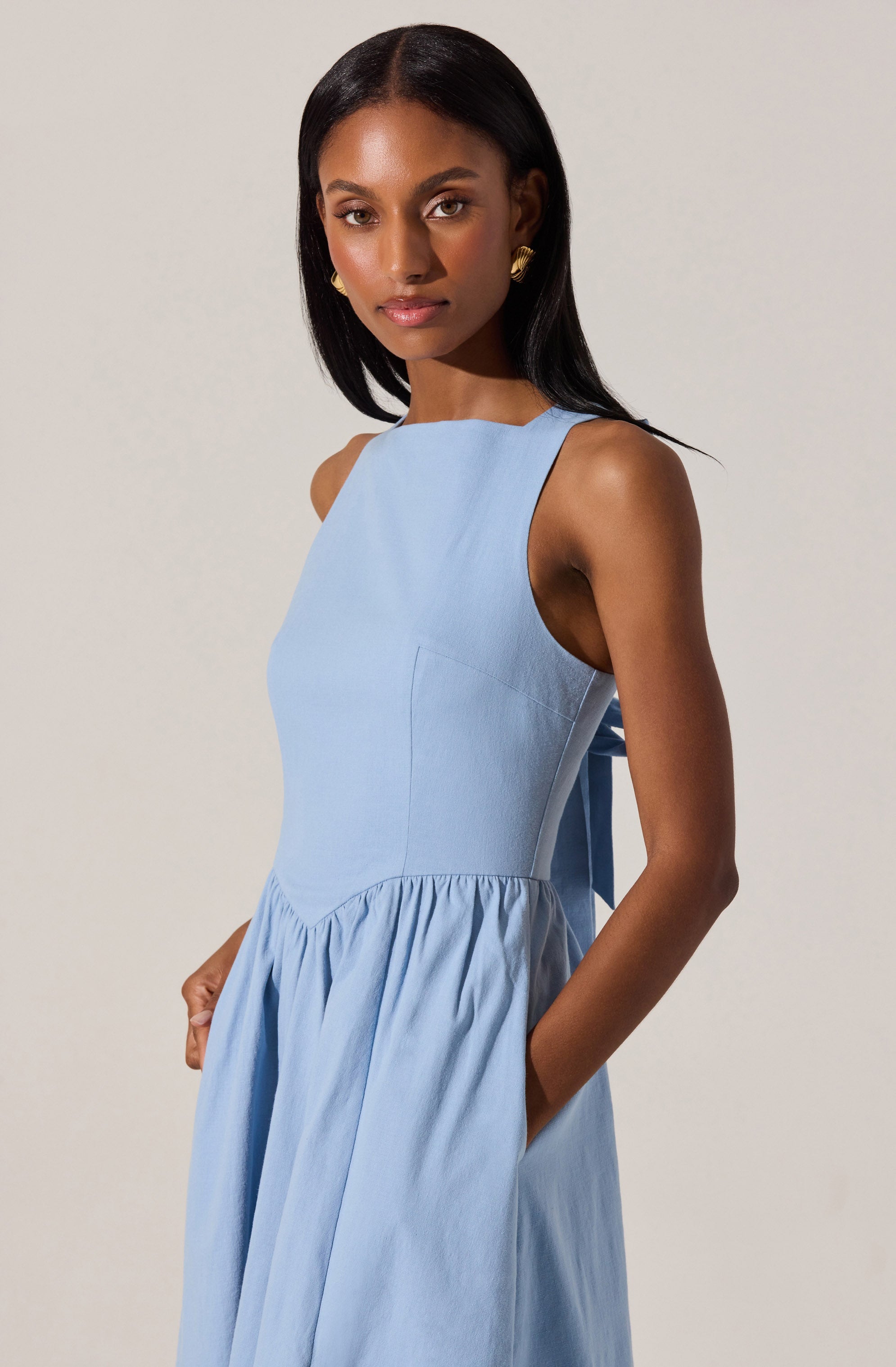 Bow Back Apron Midi Dress