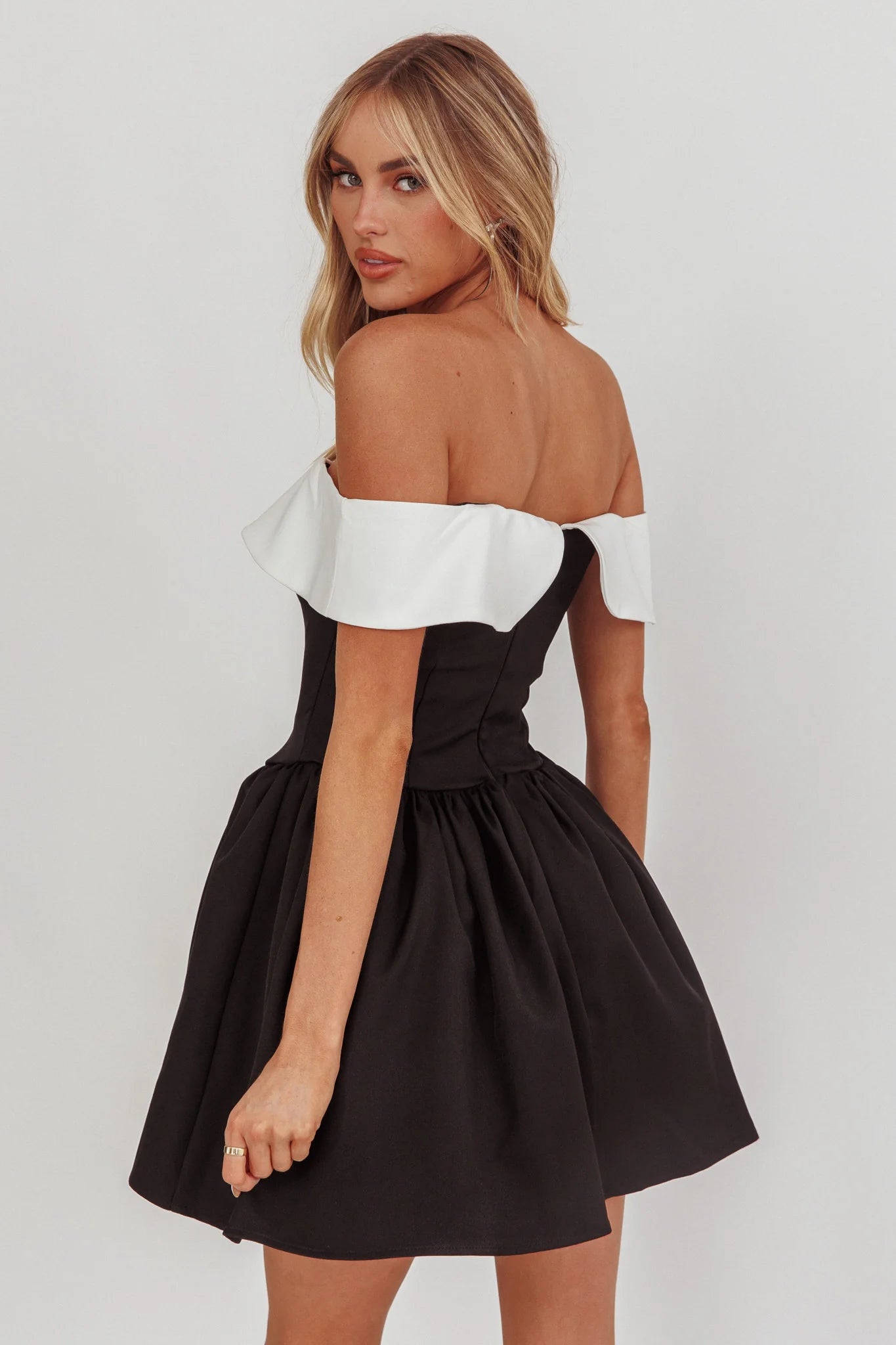 Grace Kelly Contrast Off-Shoulder Mini Dress Black