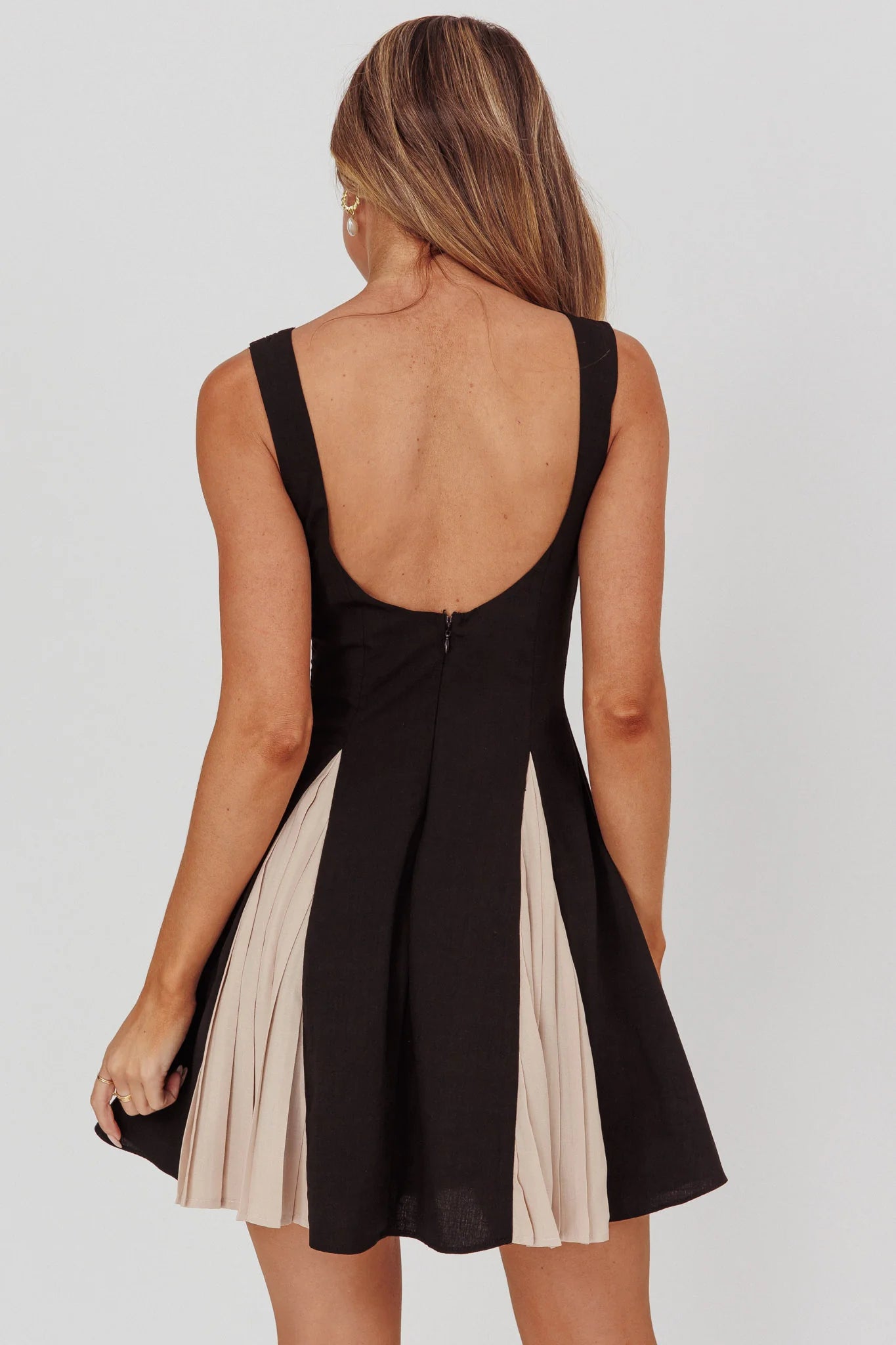 Averi Contrasting Godet Hem Mini Dress Black